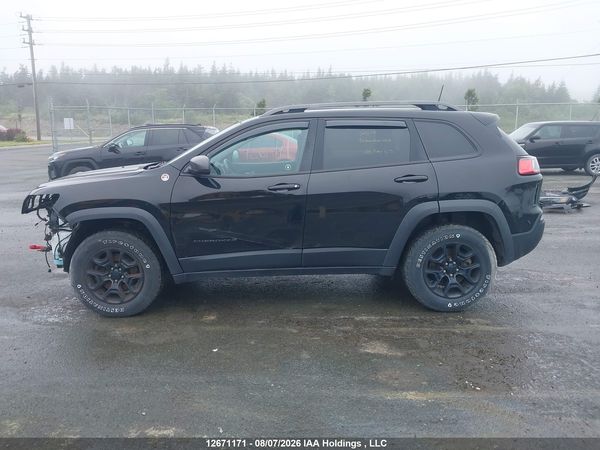 2021 JEEP CHEROKEE TRAILHAWK — I15