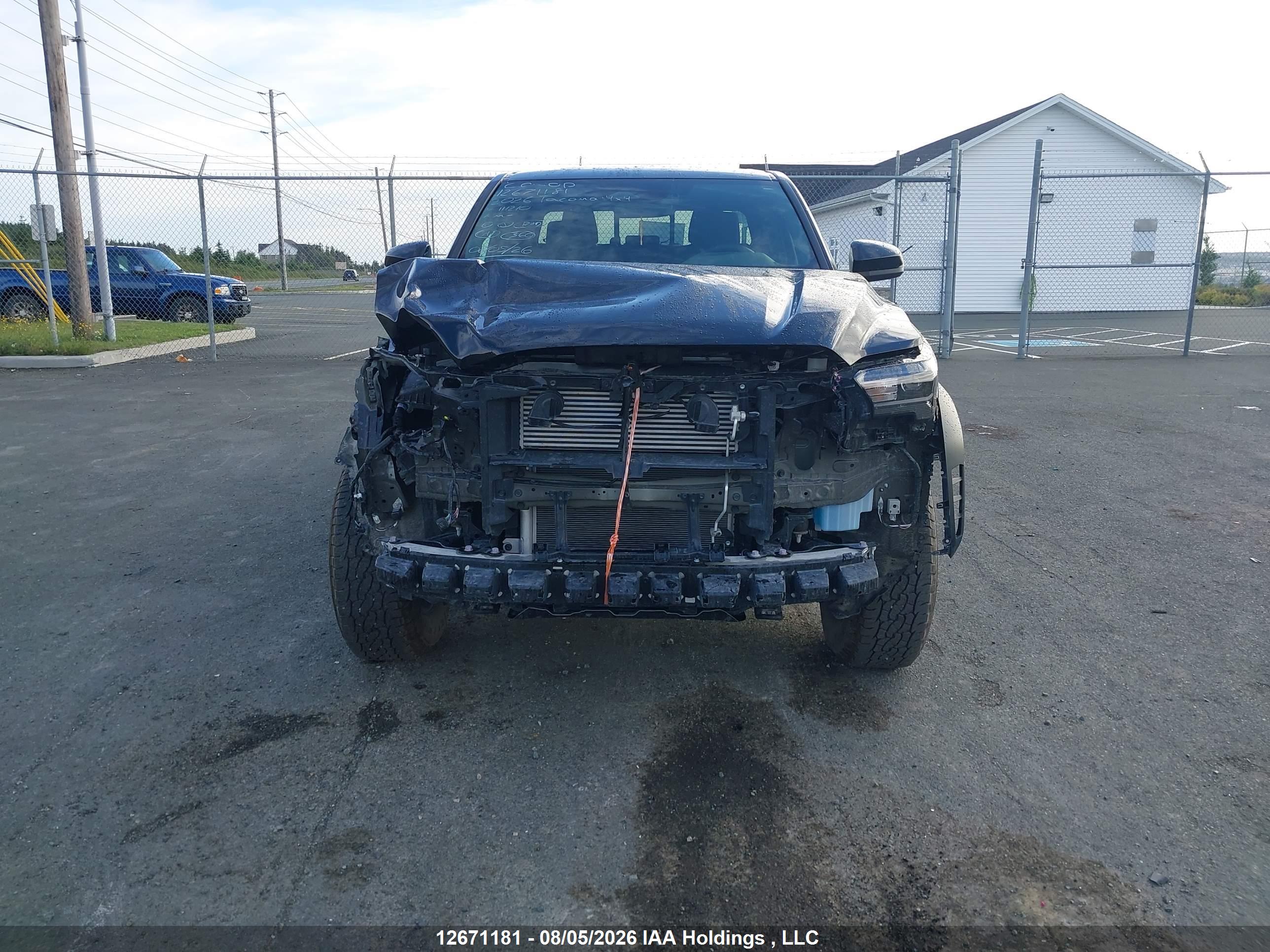 2026 TOYOTA TACOMA 4X4  8A