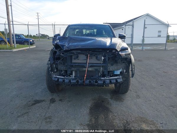 2026 TOYOTA TACOMA 4X4  8A