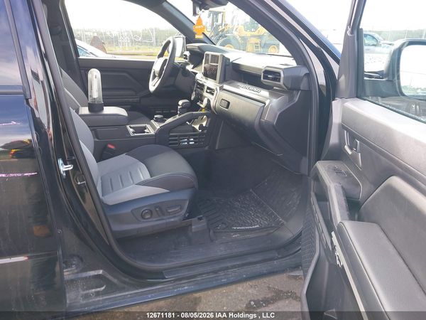 2026 TOYOTA TACOMA 4X4  8A
