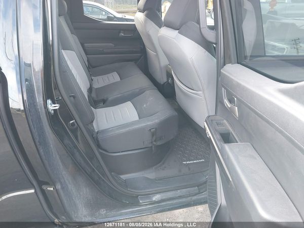 2026 TOYOTA TACOMA 4X4  8A