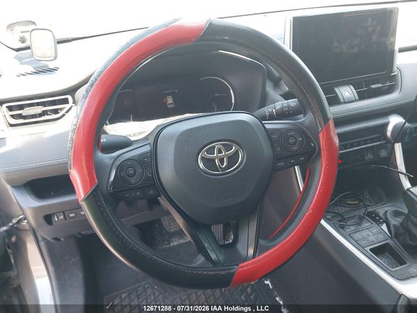 2024 TOYOTA RAV4 LE — I17