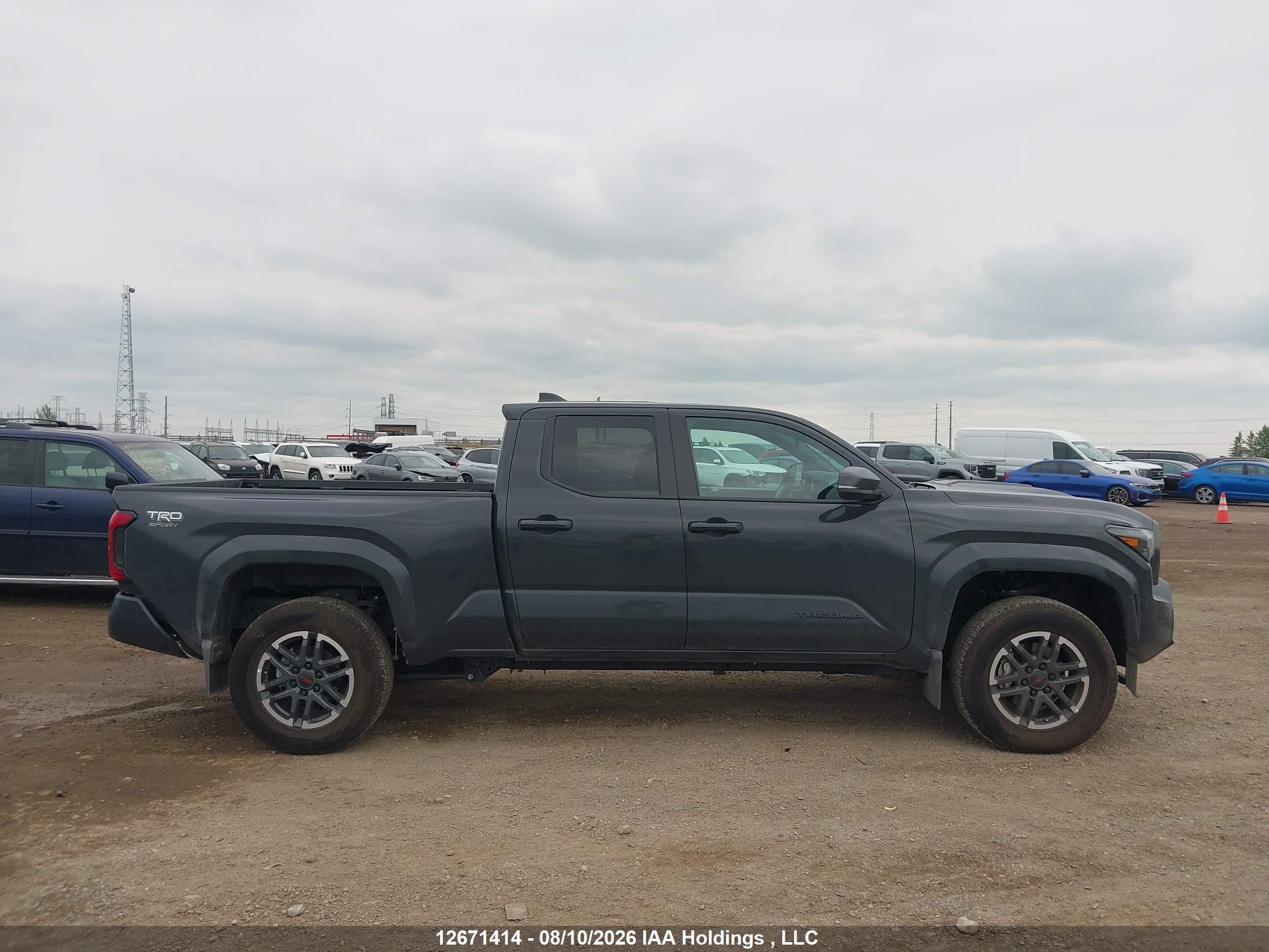 2026 TOYOTA TACOMA 4X4  8A