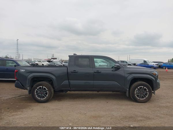 2026 TOYOTA TACOMA 4X4  8A