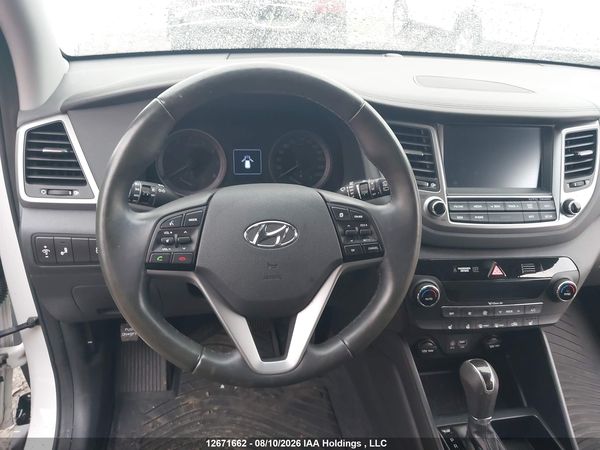 2017 HYUNDAI TUCSON LUXURY