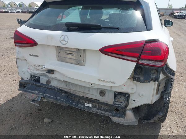 2019 MERCEDES-BENZ A 250 4MATIC