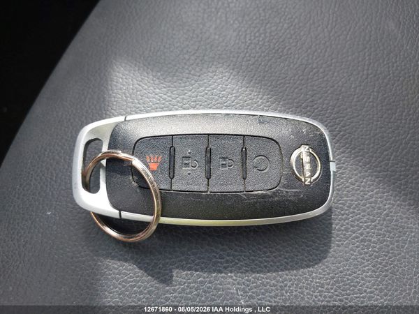 2024 NISSAN KICKS SR
