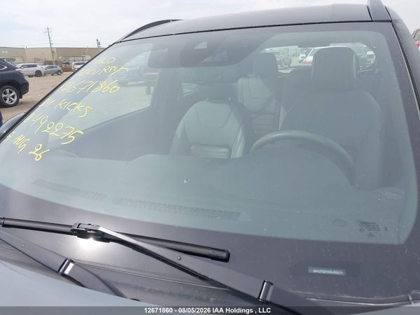 2024 NISSAN KICKS SR