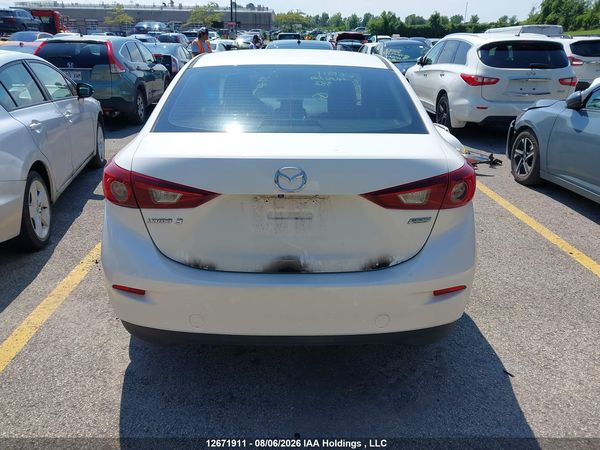 2018 MAZDA MAZDA3