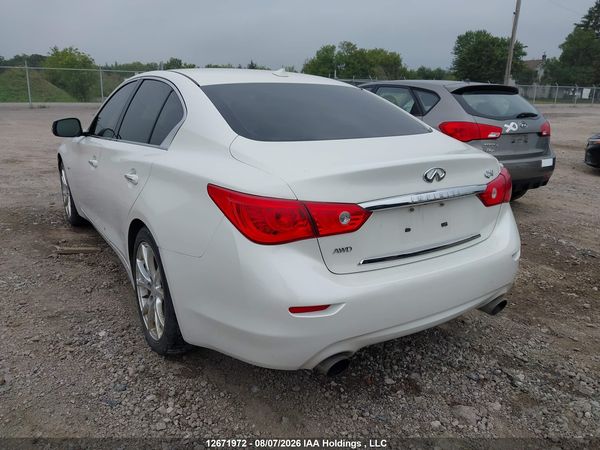 2016 INFINITI Q50 — I3