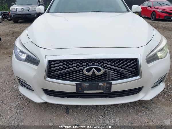 2016 INFINITI Q50 — I6