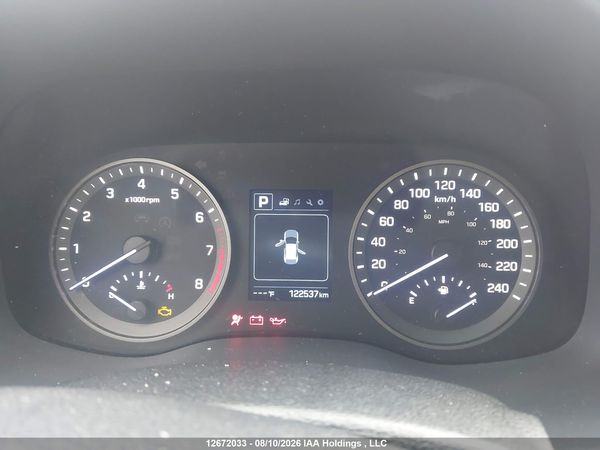 2017 HYUNDAI TUCSON SE