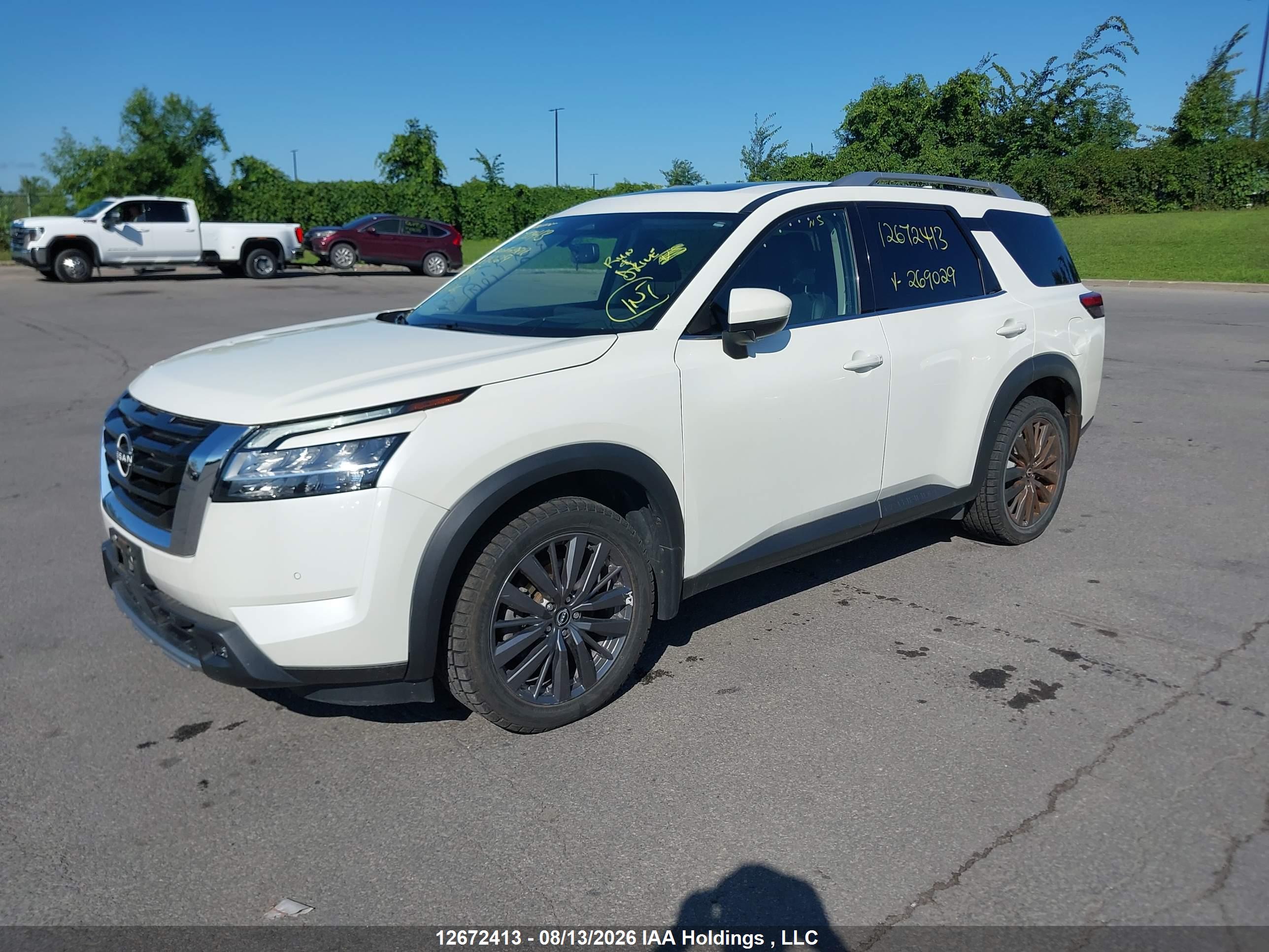 2022 NISSAN PATHFINDER sl — I2