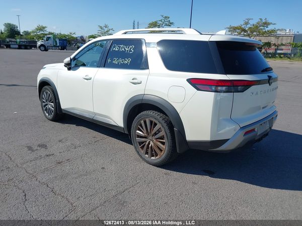 2022 NISSAN PATHFINDER sl — I3