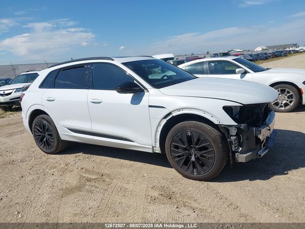 2024 AUDI Q8 E-TRON quattro Premium