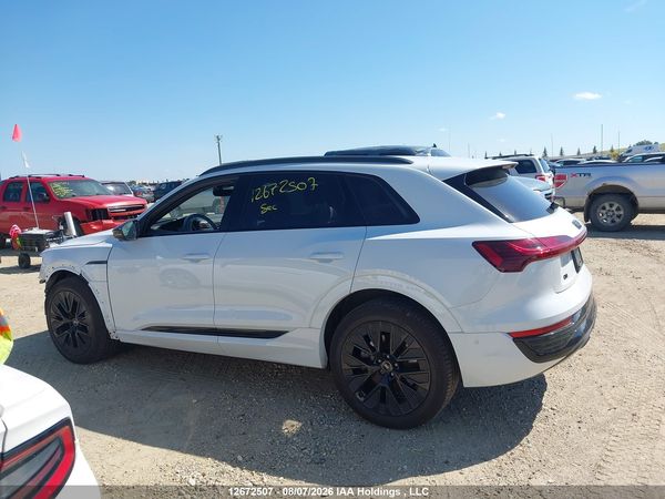 2024 AUDI Q8 E-TRON quattro Premium