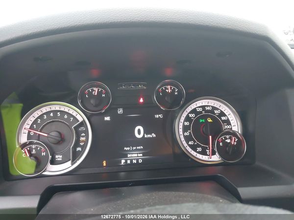 2020 RAM 1500 CLASSIC ST — I7