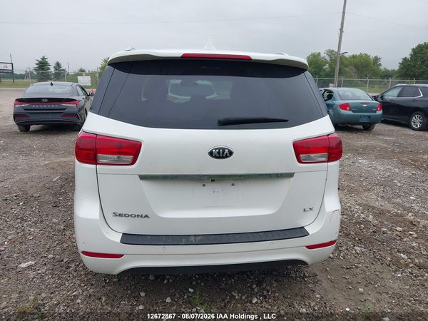 2018 KIA SEDONA LX