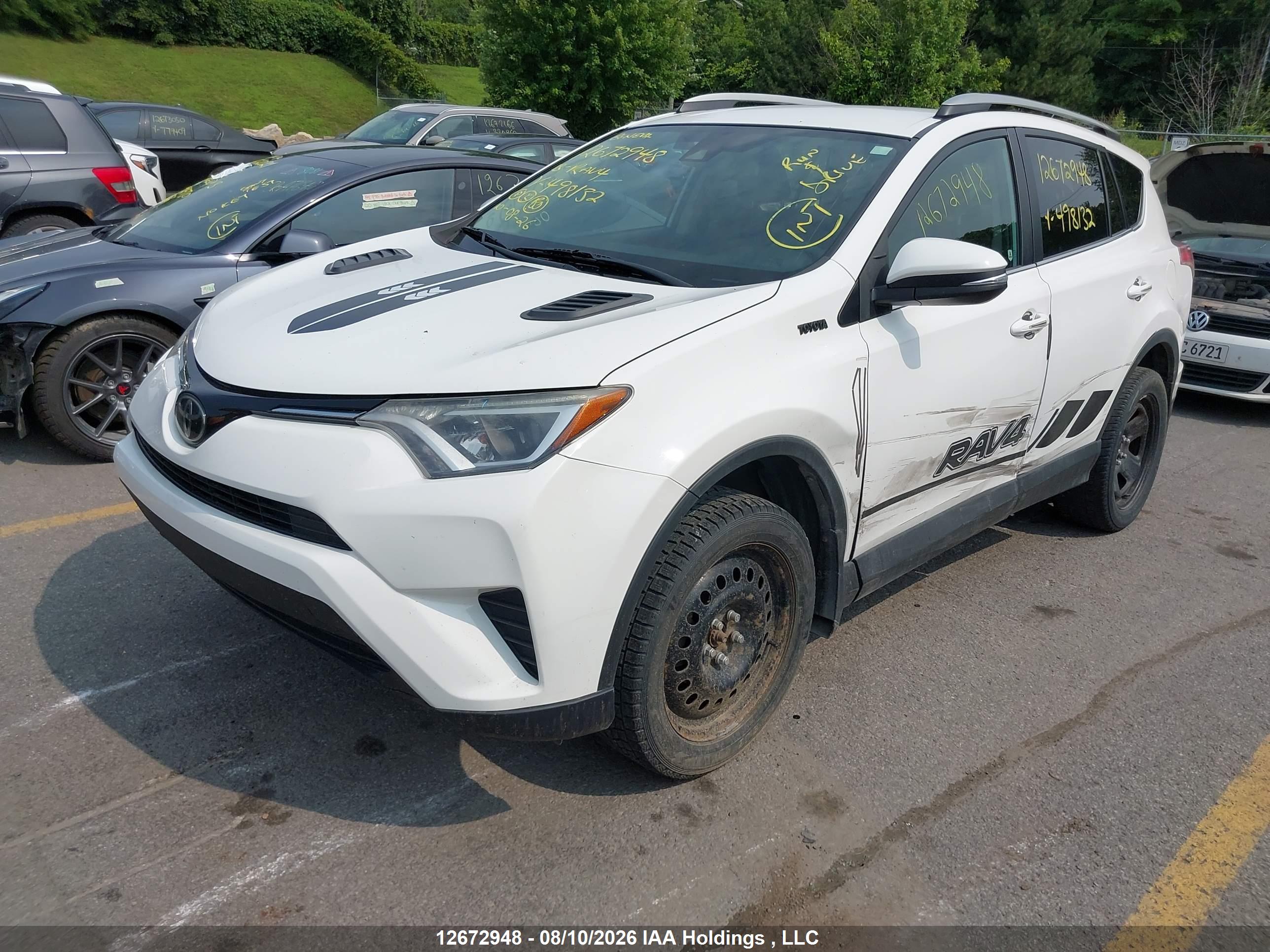 2018 TOYOTA RAV4 LE — I2