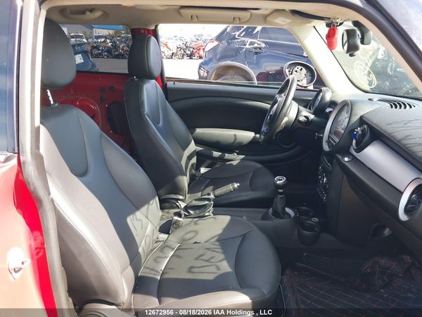 2013 MINI COOPER