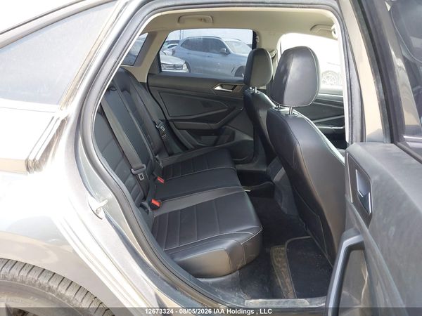 2023 VOLKSWAGEN JETTA COMFORTLINE — I8
