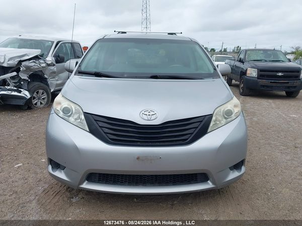 2012 TOYOTA SIENNA V6 7 PASSENGER
