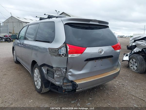 2012 TOYOTA SIENNA V6 7 PASSENGER