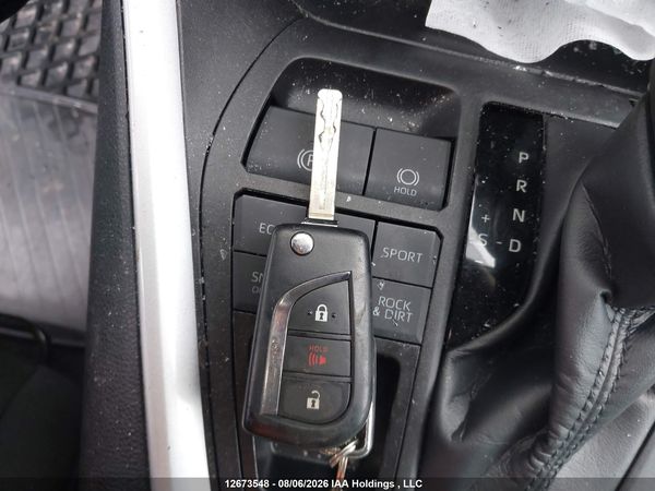 2023 TOYOTA RAV4 LE