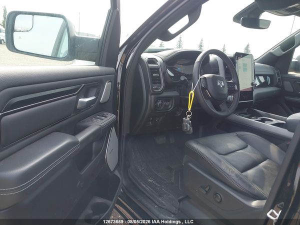 2025 RAM 1500 SPORT