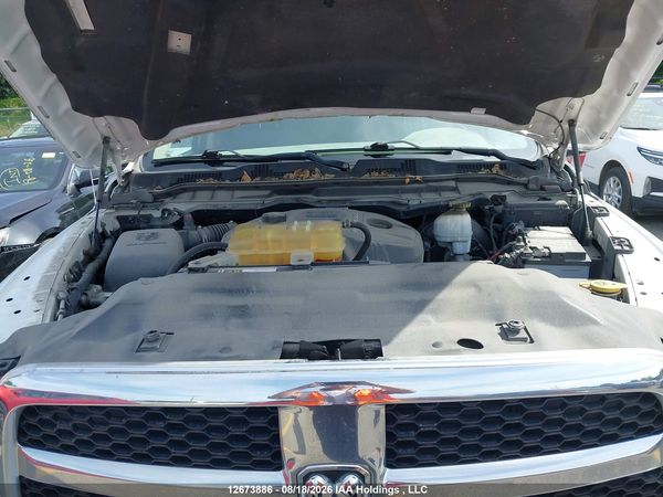 2018 RAM 1500 SLT