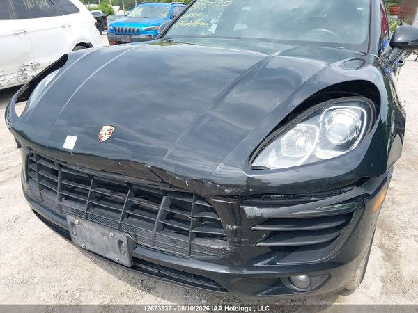 2017 PORSCHE MACAN