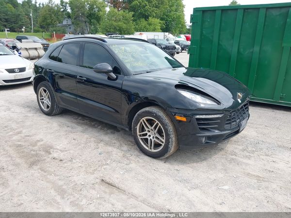 2017 PORSCHE MACAN