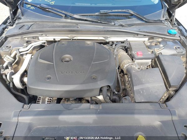 2017 VOLVO S90 T6 MOMENTUM