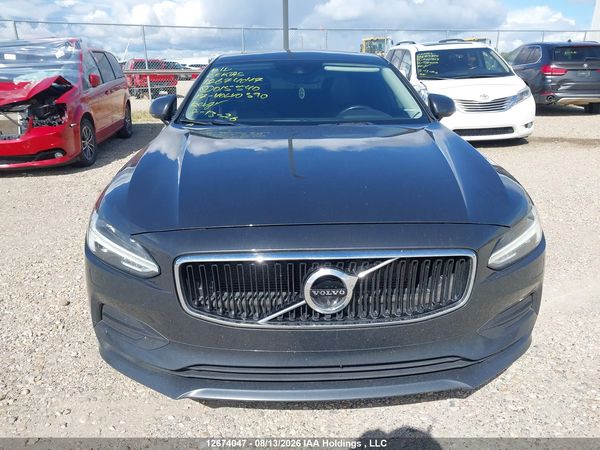 2017 VOLVO S90 T6 MOMENTUM