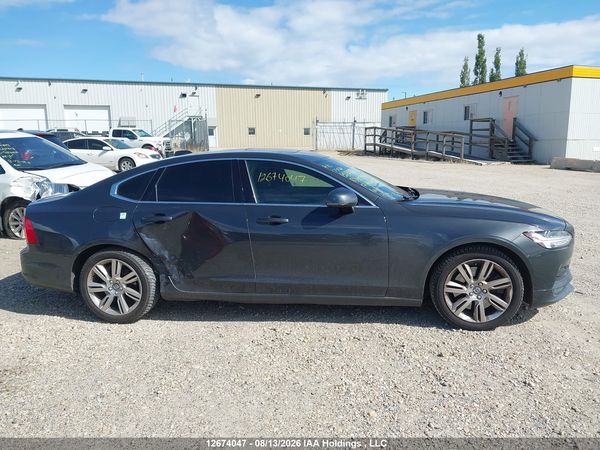 2017 VOLVO S90 T6 MOMENTUM