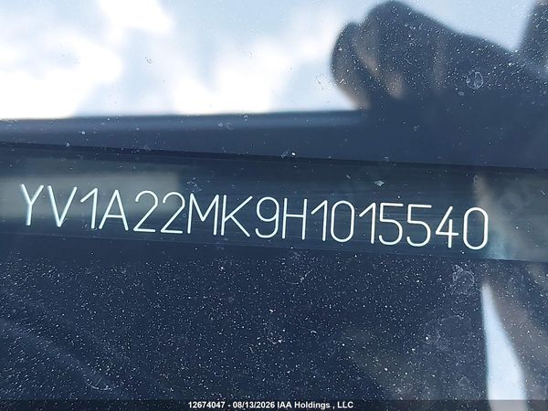 2017 VOLVO S90 T6 MOMENTUM
