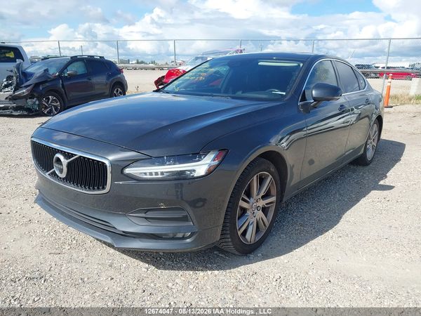 2017 VOLVO S90 T6 MOMENTUM