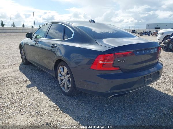 2017 VOLVO S90 T6 MOMENTUM