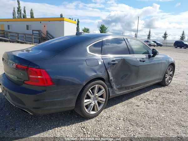 2017 VOLVO S90 T6 MOMENTUM