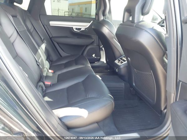 2017 VOLVO S90 T6 MOMENTUM