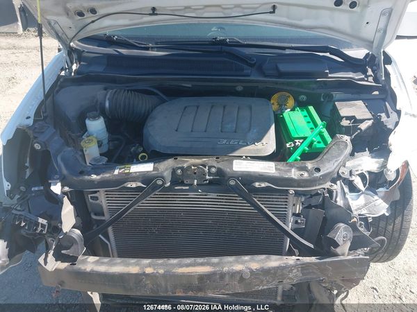 2016 DODGE GRAND CARAVAN CREW
