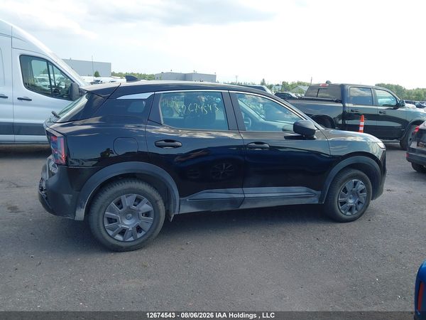 2025 NISSAN KICKS S