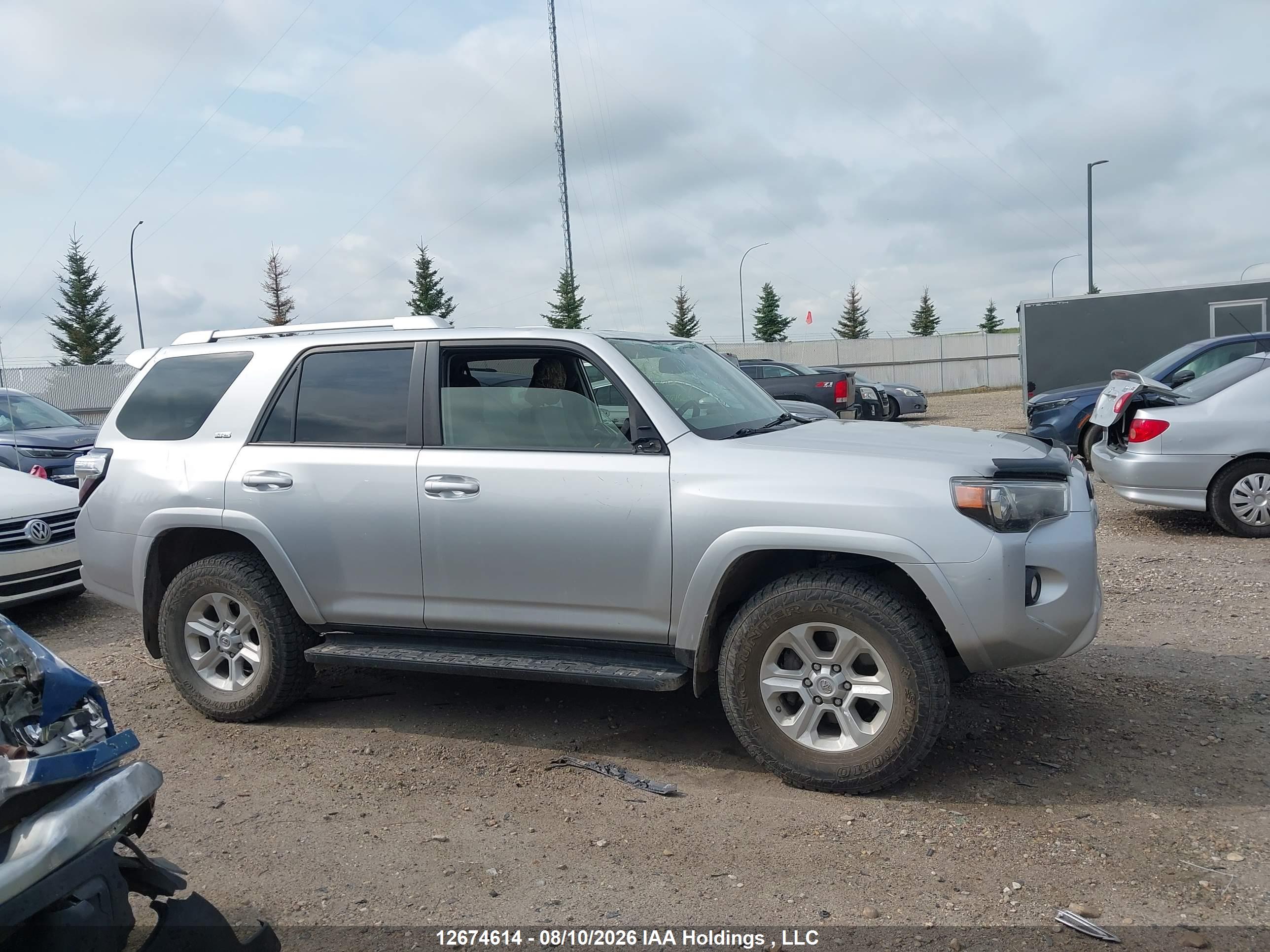 2017 TOYOTA 4RUNNER SR5