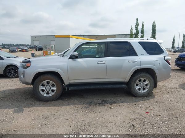 2017 TOYOTA 4RUNNER SR5