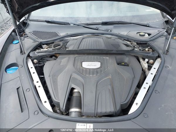 2019 PORSCHE PANAMERA 4