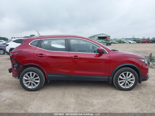 2022 NISSAN QASHQAI SL/SV