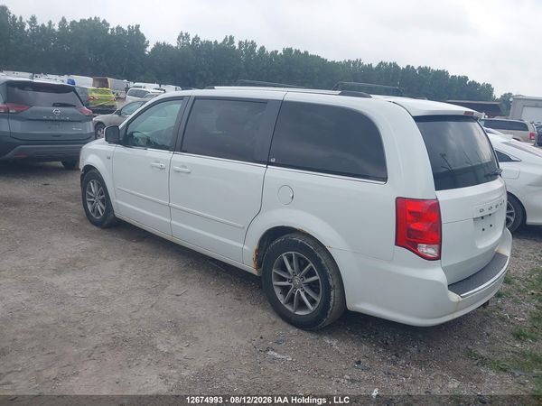2014 DODGE GRAND CARAVAN SE/SXT — I3