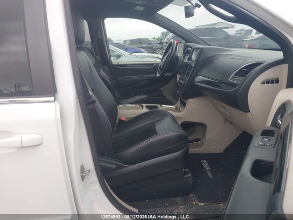 2014 DODGE GRAND CARAVAN SE/SXT — I5