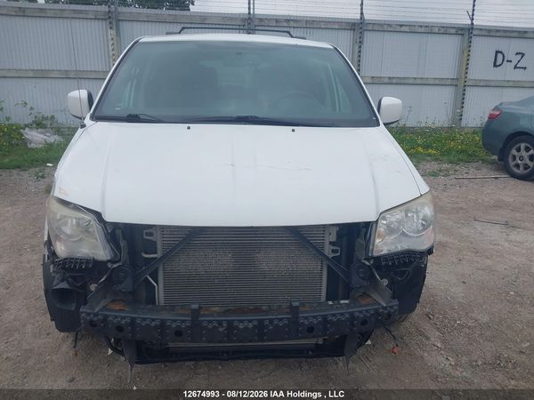 2014 DODGE GRAND CARAVAN SE/SXT — I13