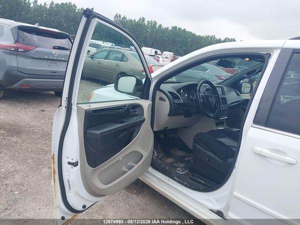 2014 DODGE GRAND CARAVAN SE/SXT — I20
